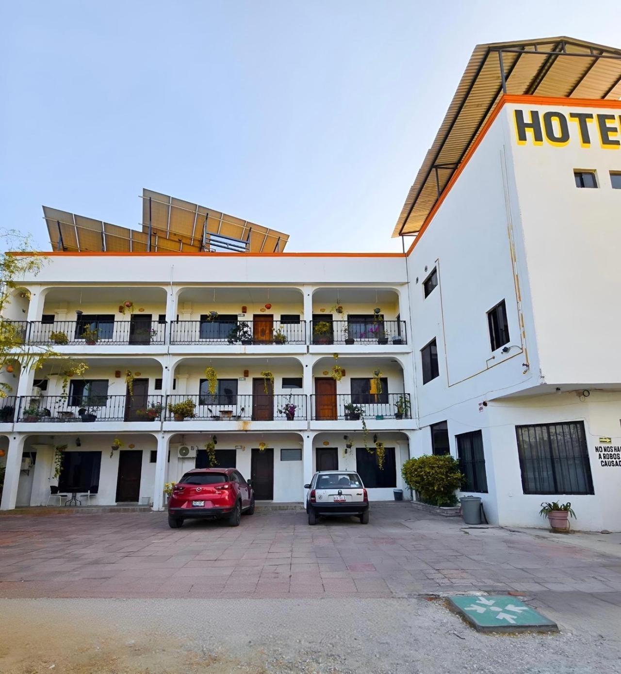 Hotel Villa Esmeralda Tuxtla Gutierrez Exterior photo
